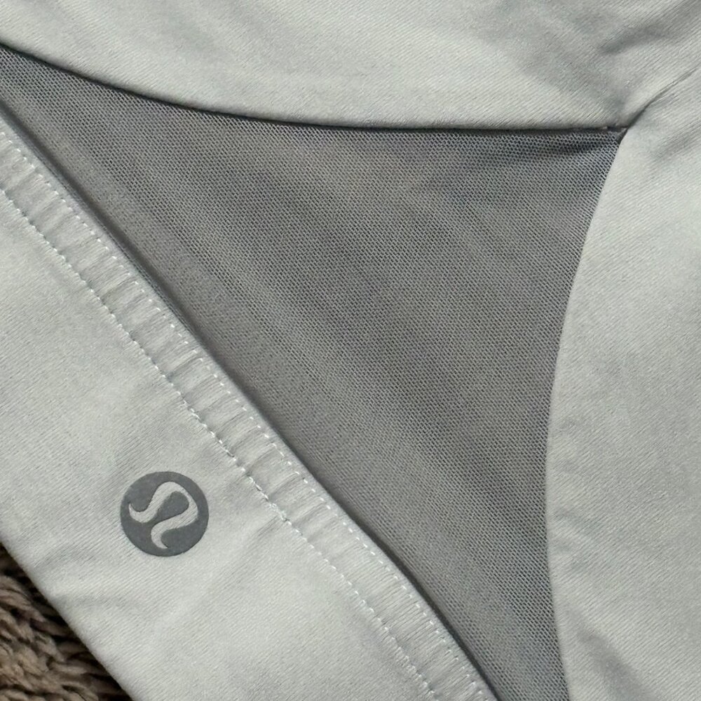 Lululemon Train Times White Gym Training Sports Bra Luxtreme Mesh Racerback 6 - Picture 6 of 8